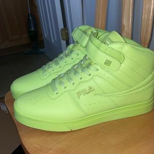 AUTHENTIC Fila Hightop Sneakers